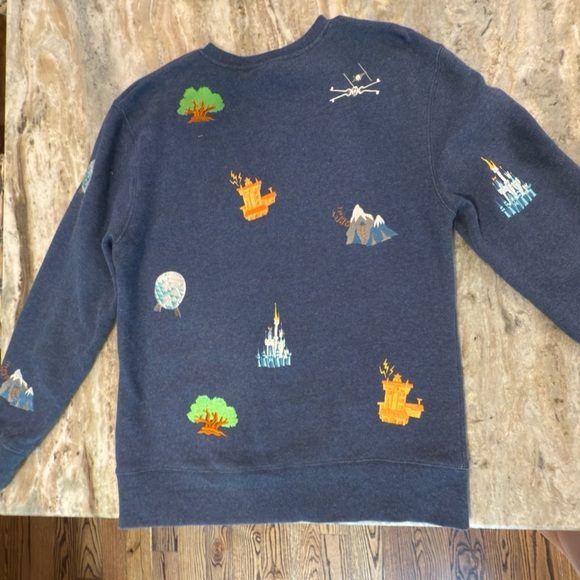 Walt Disney World Blue Multicolored Embroidered Icons
Sweatshirt Unisex Size S - Picture 6 of 9